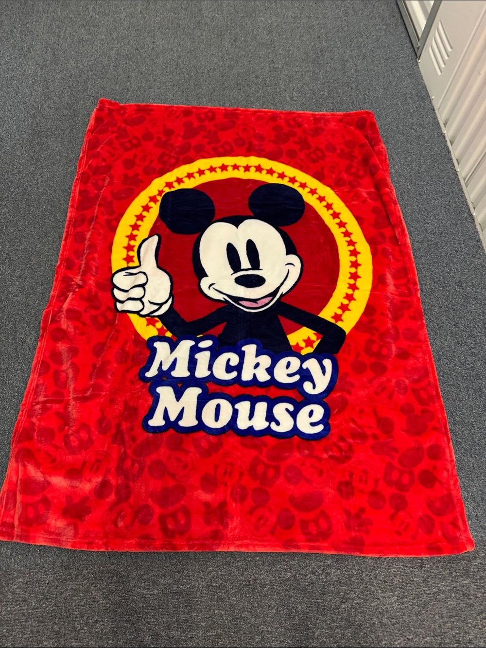 Mickey Mouse Disney Plush Throw Blanket Brand new